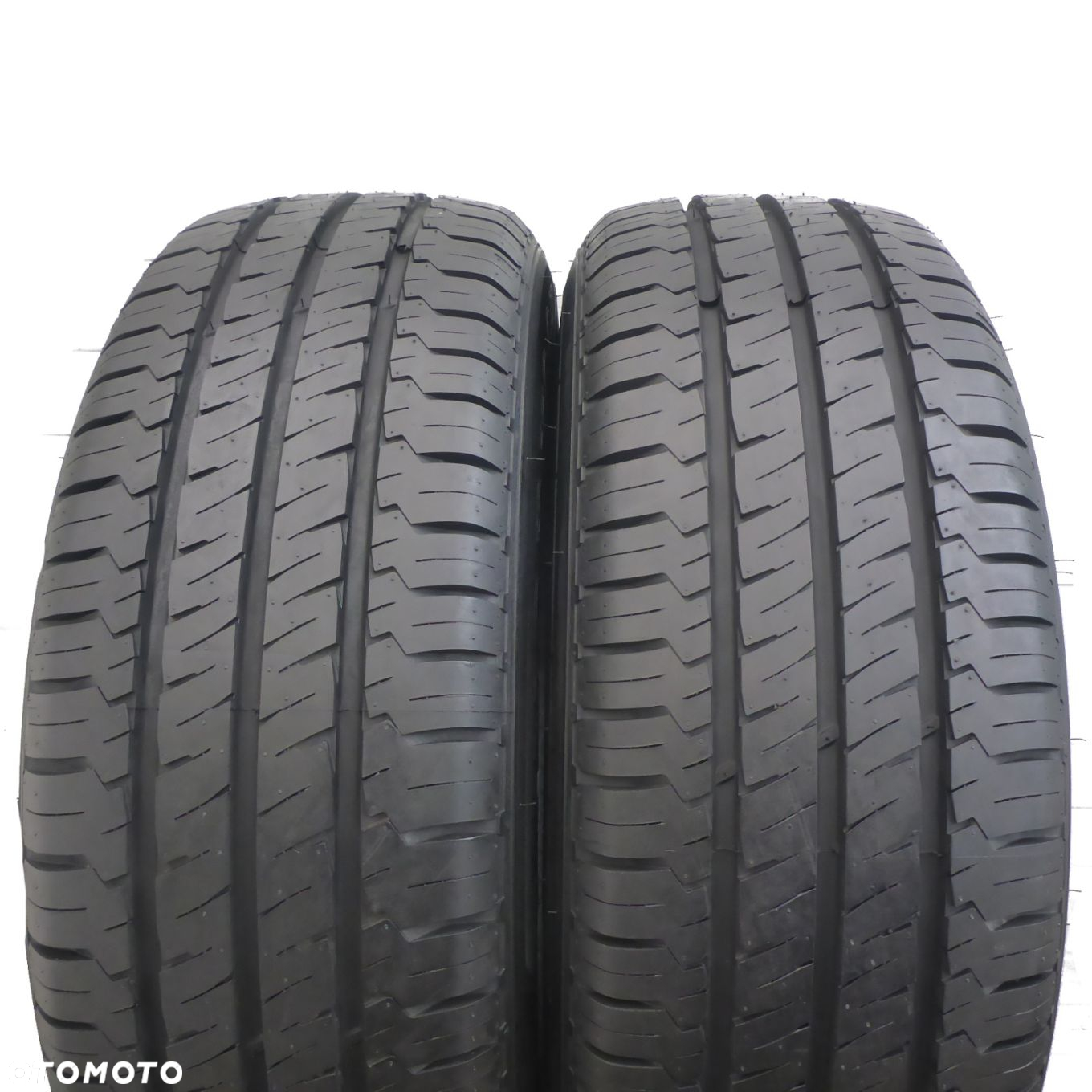 4 x HANKOOK 235/65 R16 C 115/113R Vantra LT Lato 9mm - 4