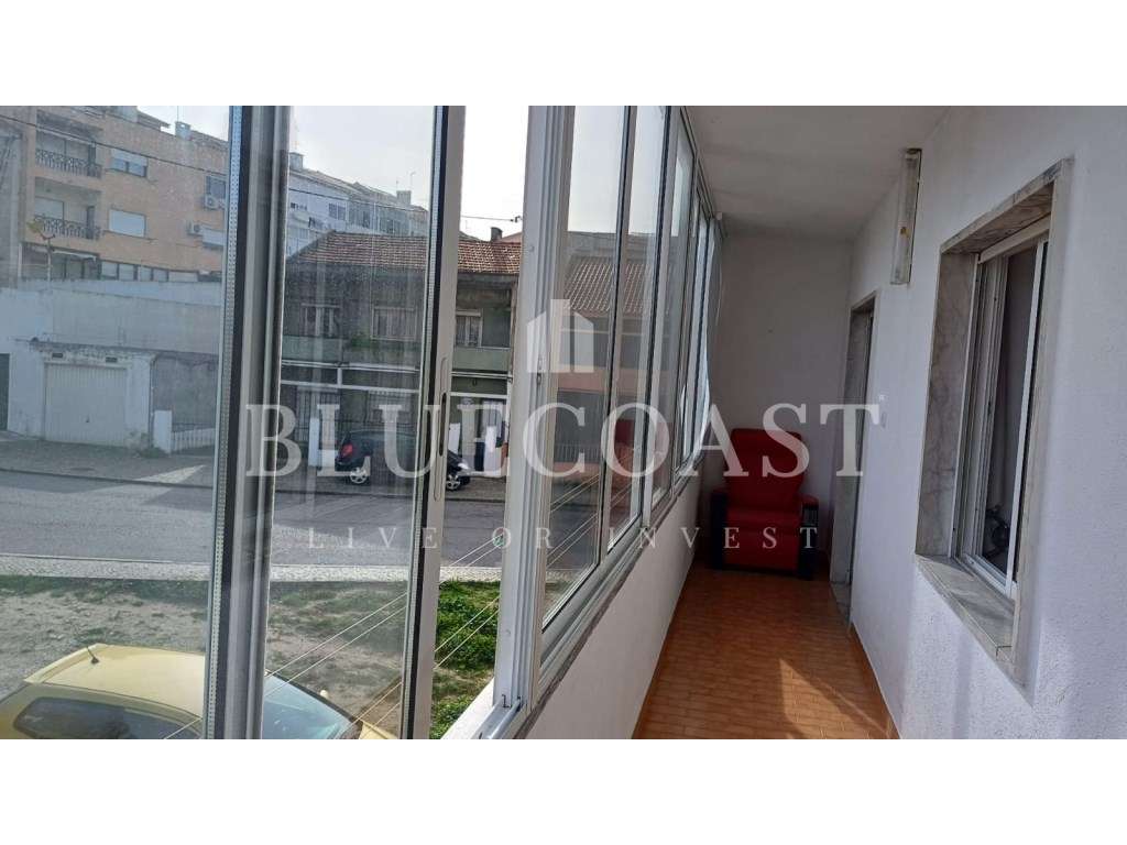 Apartamento de 4 Assoalhadas com Áreas Amplas e Luminosidade Única - Grande imagem: 5/38