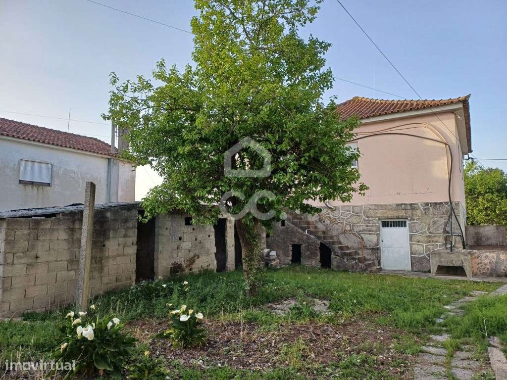 Moradia Individual T3 em Gondifelos!-10