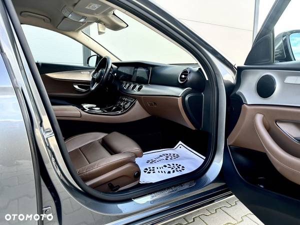 Mercedes-Benz Klasa E 200 d T 9G-TRONIC Exclusive - 28