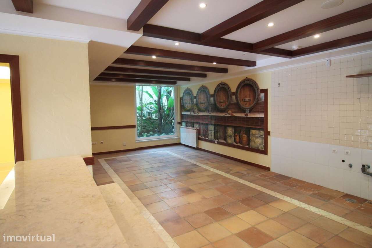 Vivenda de Luxo com Piscina Belas-8