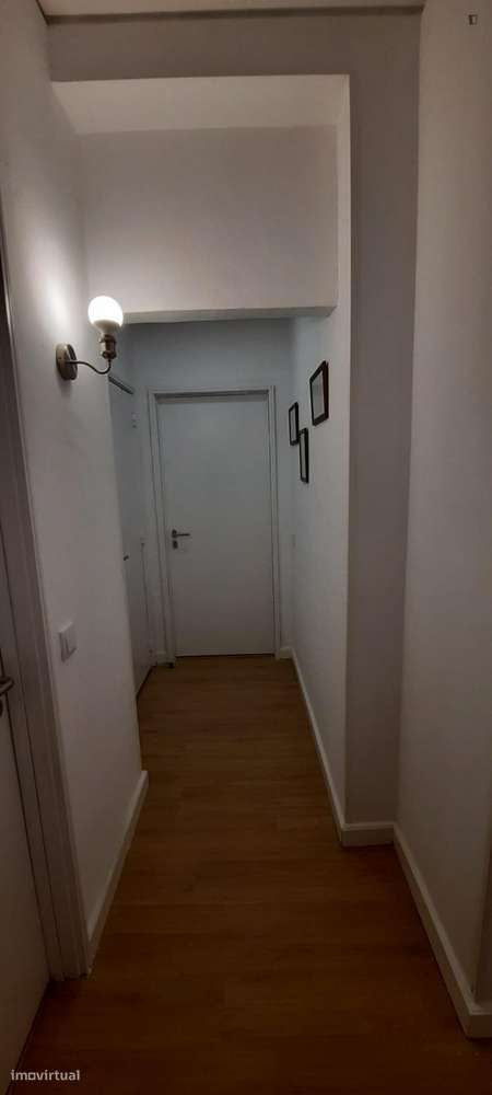 Quarto - localizado em Paranhos Porto - Grande imagem: 5/6