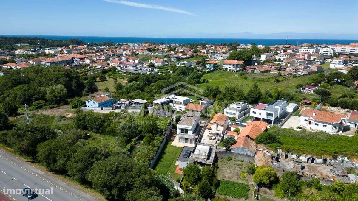 Moradia isolada V4 em Canidelo-47