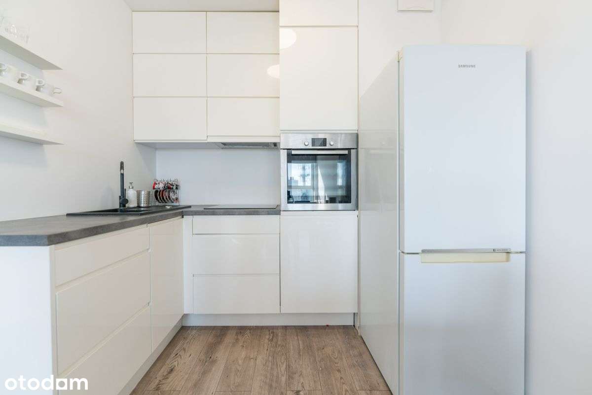 Słoneczne 2 pokoje ,miejsce w hali ,Gdynia Pogórze-5