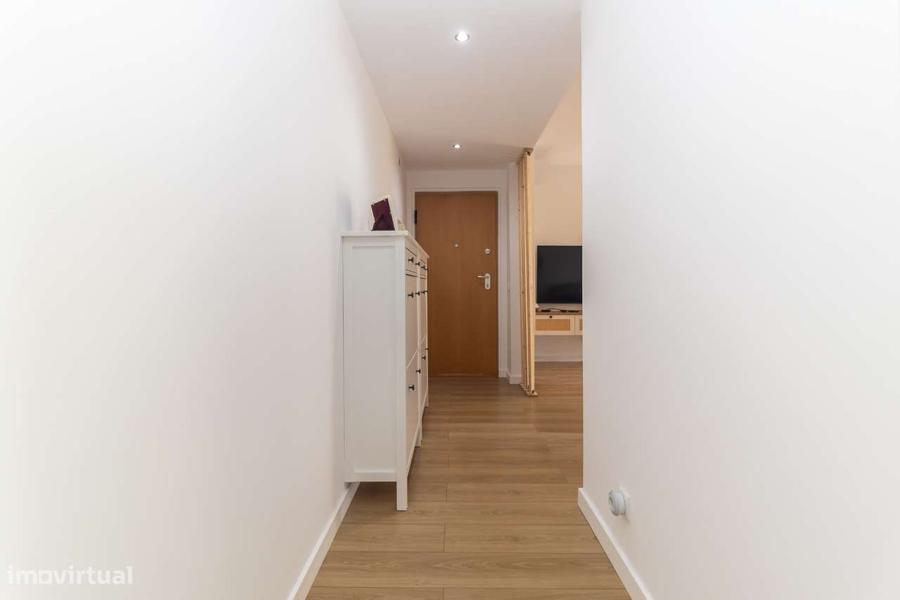 Moderno apartamento T3 com parqueamento e arrecadação-10