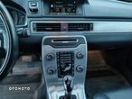 Volvo XC 70 D5 AWD Momentum - 17