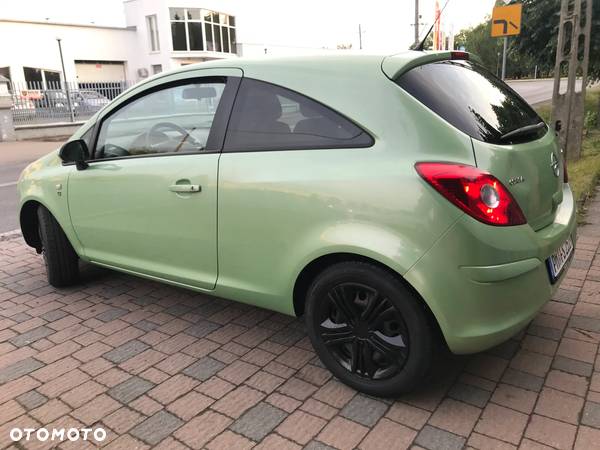 Opel Corsa 1.2 16V 111 - 2