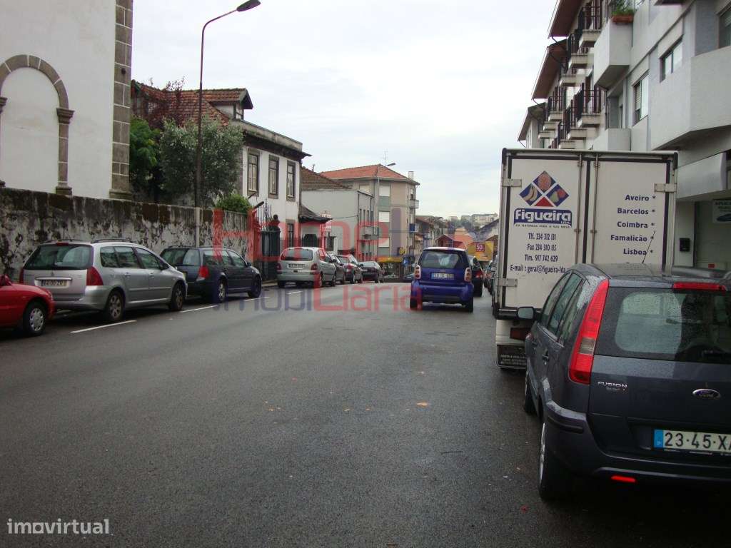 Espaço de Garagem e Comercial em São Roque - Grande imagem: 5/5