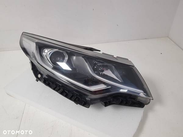 KIA OPTIMA 4 IV LIFT LAMPA PRAWA PRZEDNIA PRZÓD SOCZEWKA + LED  92102D4520 92102-D4520 - 2