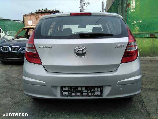 Dezmembrez Hyundai i30 2008 - 2