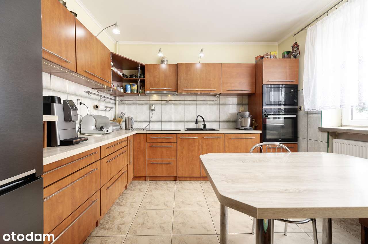 Dom 242m2 w Andrespolu-8