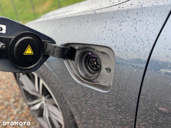 Volvo V60 T6 AWD Recharge Geartronic RDesign - 33