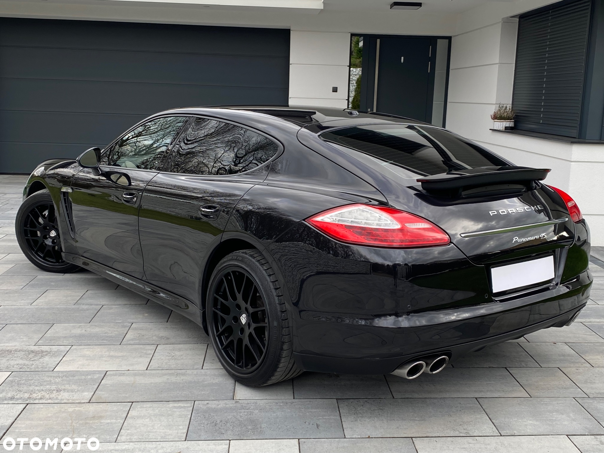 Porsche Panamera 4S - 3