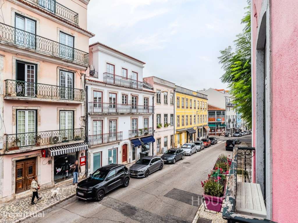 Apartamento T3 com logradouro na Rua de São Bento-4