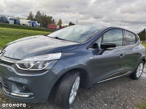 Renault Clio 1.2 16V 75 Limited - 1