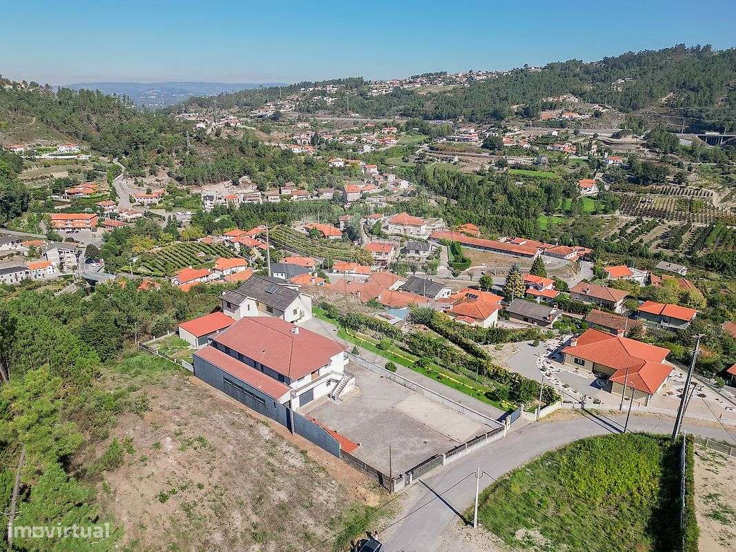 Moradia T4 para venda-33