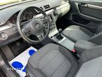 Volkswagen Passat Variant 2.0 Blue TDI SCR Comfortline - 13