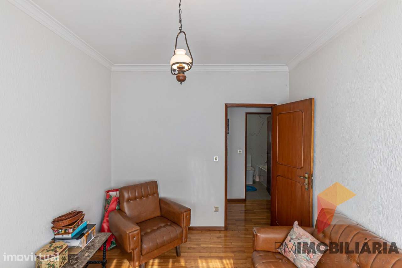 Moradia T4 em Vale de Ferreiros, Fânzeres-28