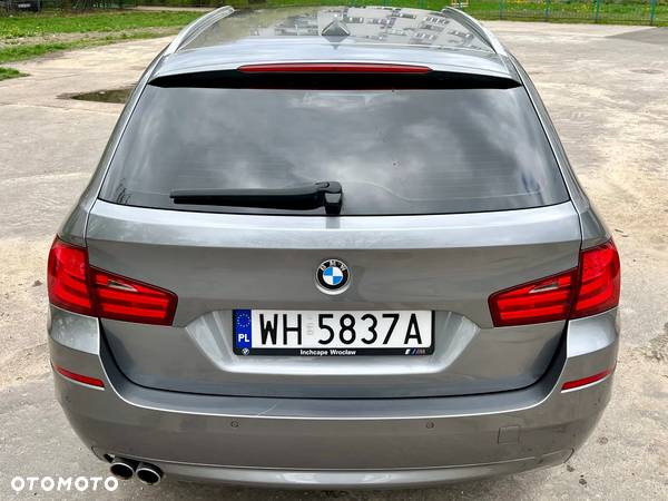 BMW Seria 5 525d xDrive - 8