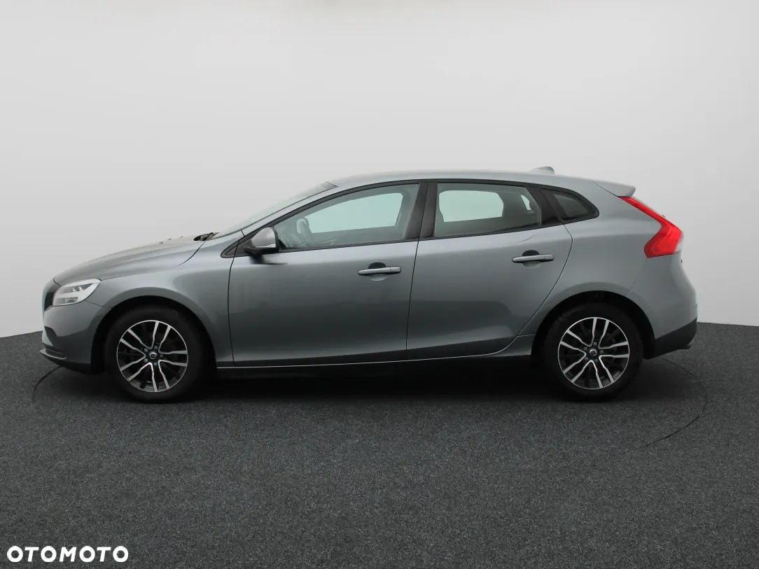 Volvo V40 D2 Momentum - 7