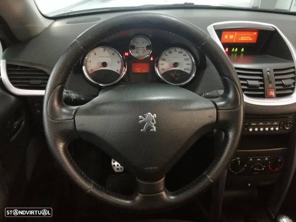 Peugeot 207 CC 1.6 HDi FAP Sport - 15