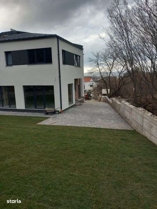 Casa tip duplex 4 camere, 158mp, teren 300mp, zona Manastur - Imagine principală: 4/4