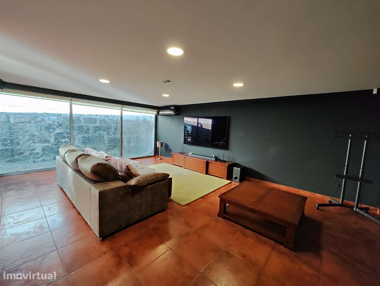 Vende-se moradia de luxo-38