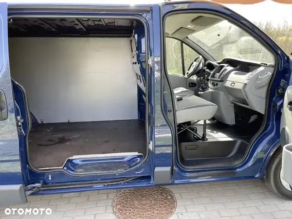 Opel Vivaro - 6