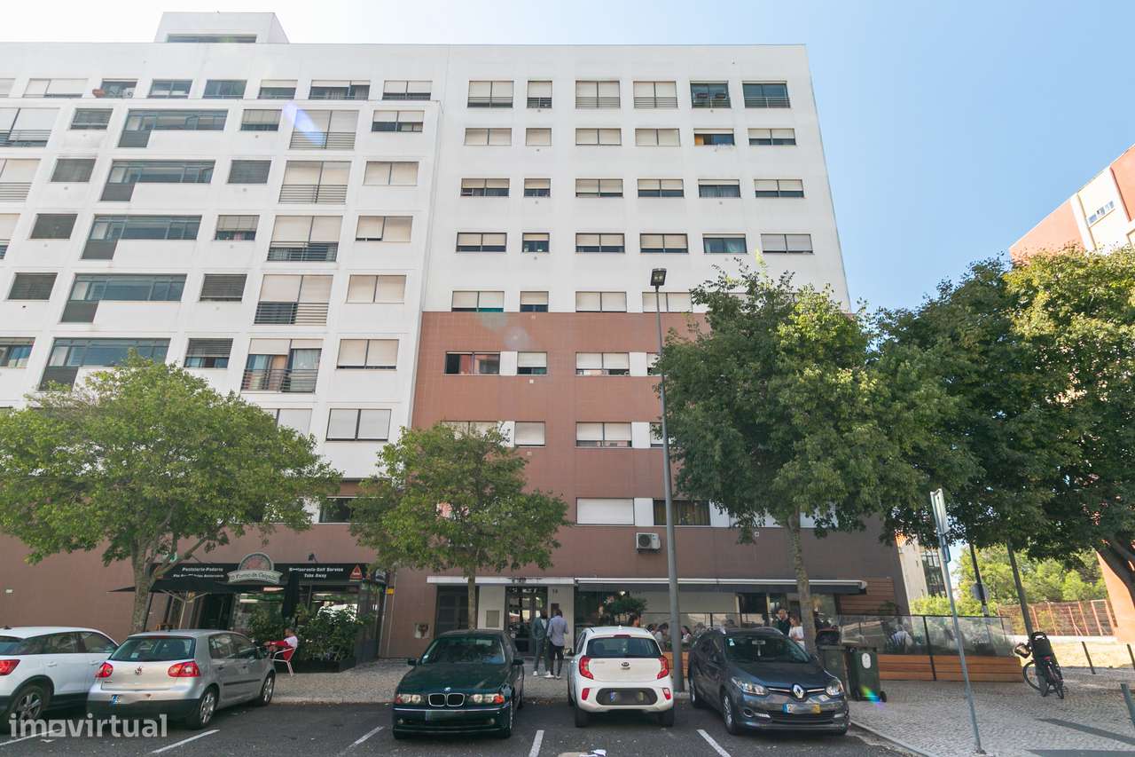 T3 nas Laranjeiras com Parqueamento e Arrecadação-26