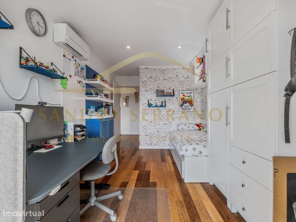 Duplex T6 com 400m2 de área na Quinta da Beloura, box independente-9