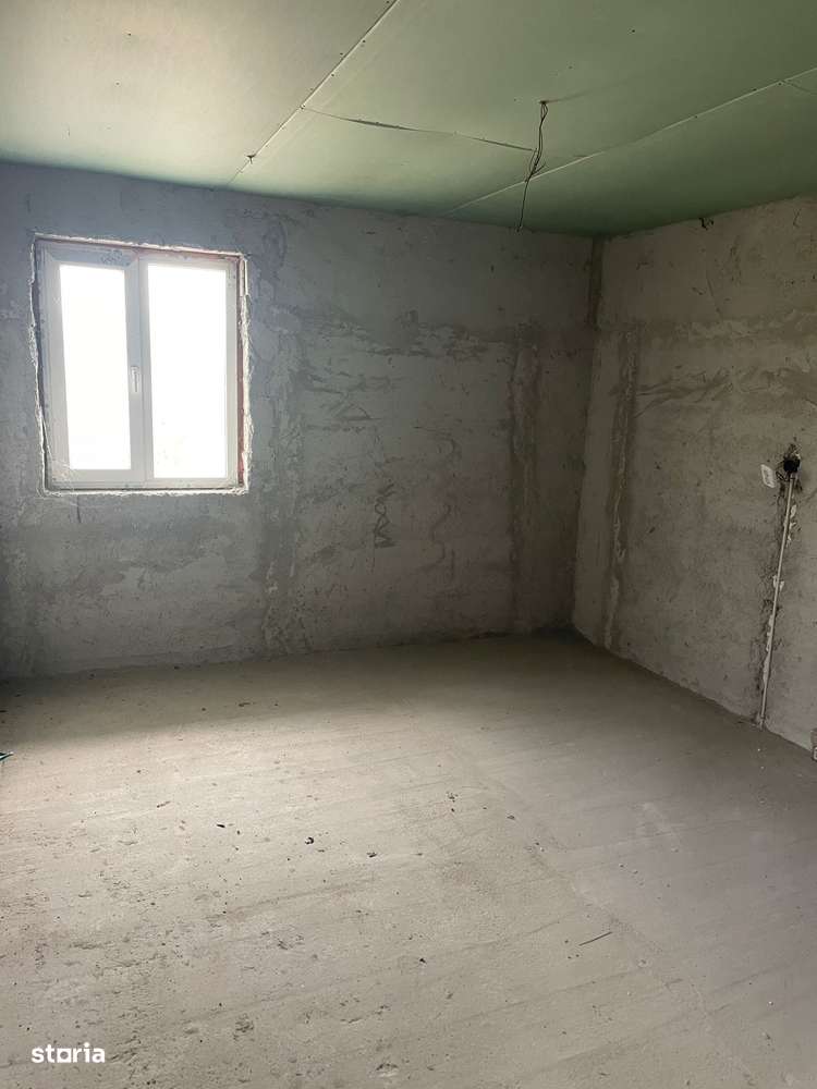 Casa de vanzare, Poroschia, in constructie avansata-6