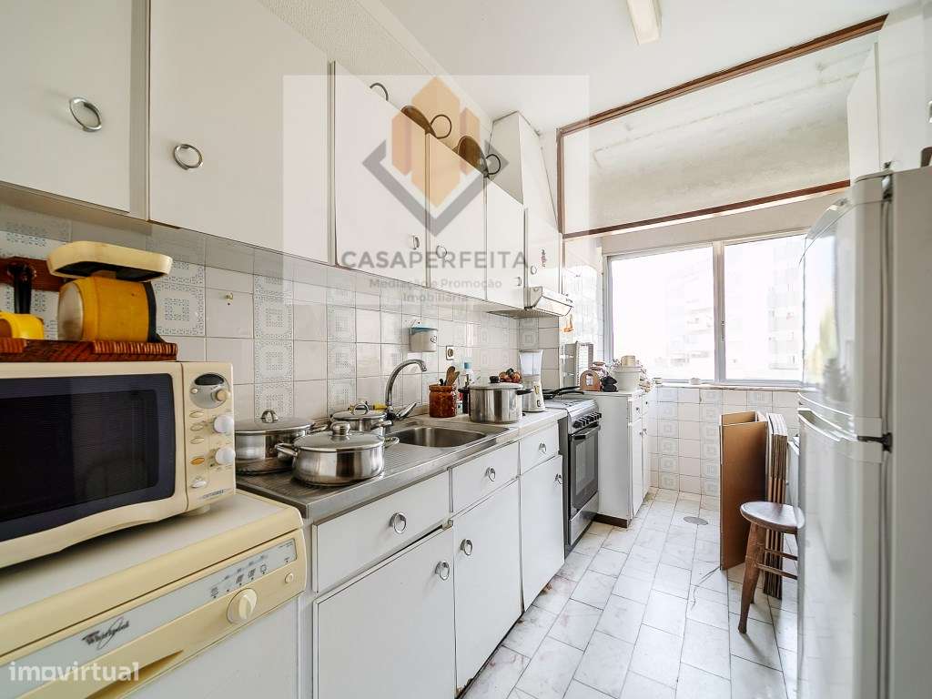 Apartamento T4 com Lugar de Garagem - Devesas, Vila Nova de Gaia-10