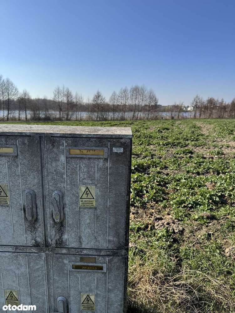 Urocza działka nad jeziorem - Pełny obrazek: 3/12