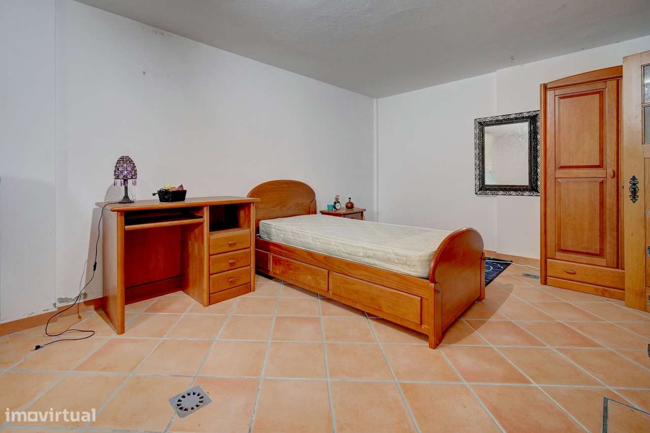 Herdade com 13.360m2 no Bombarral-30