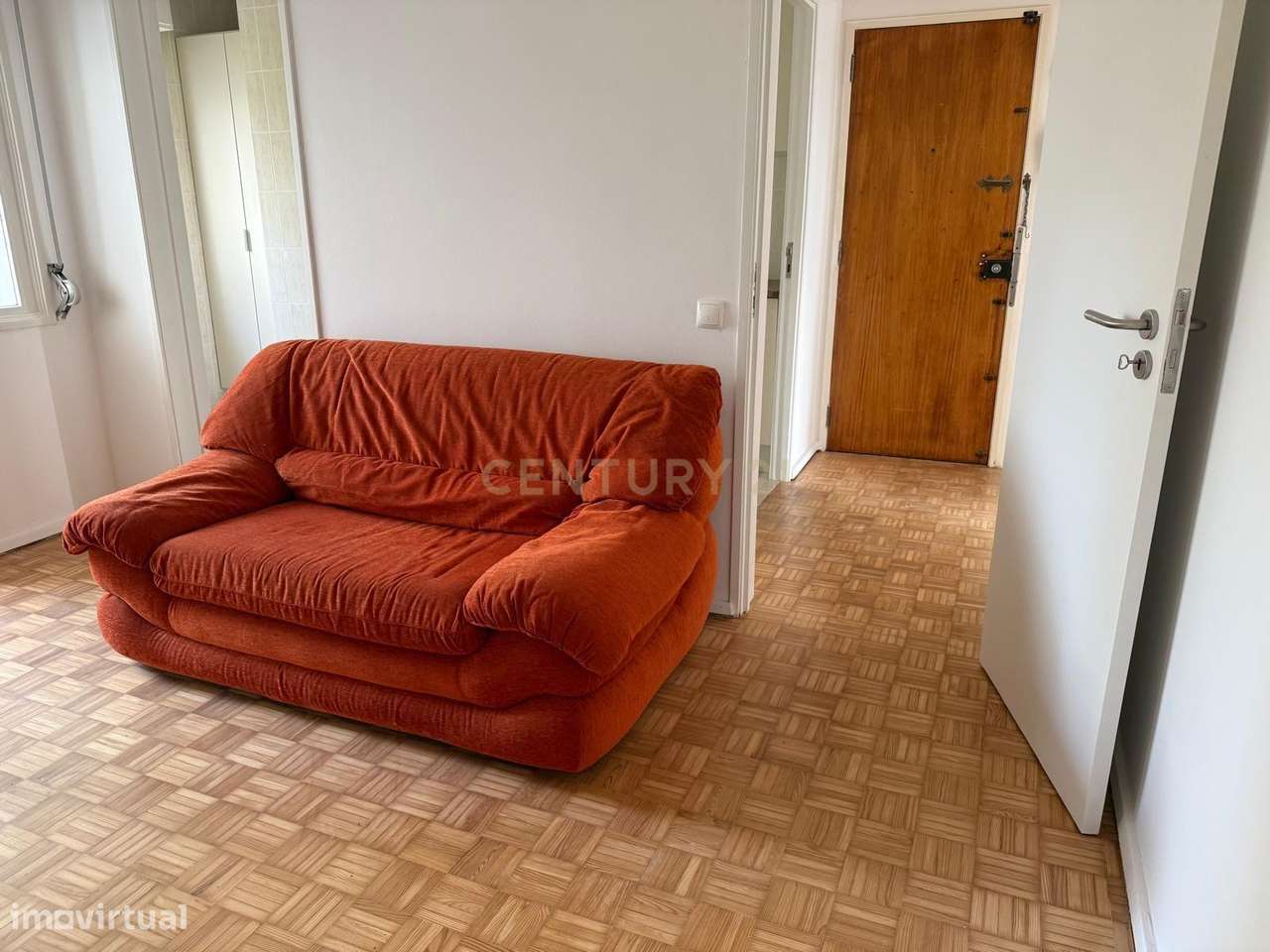 Apartamento T3 em Praceta Tranquila – Santo António dos Cavaleiros - Grande imagem: 4/25