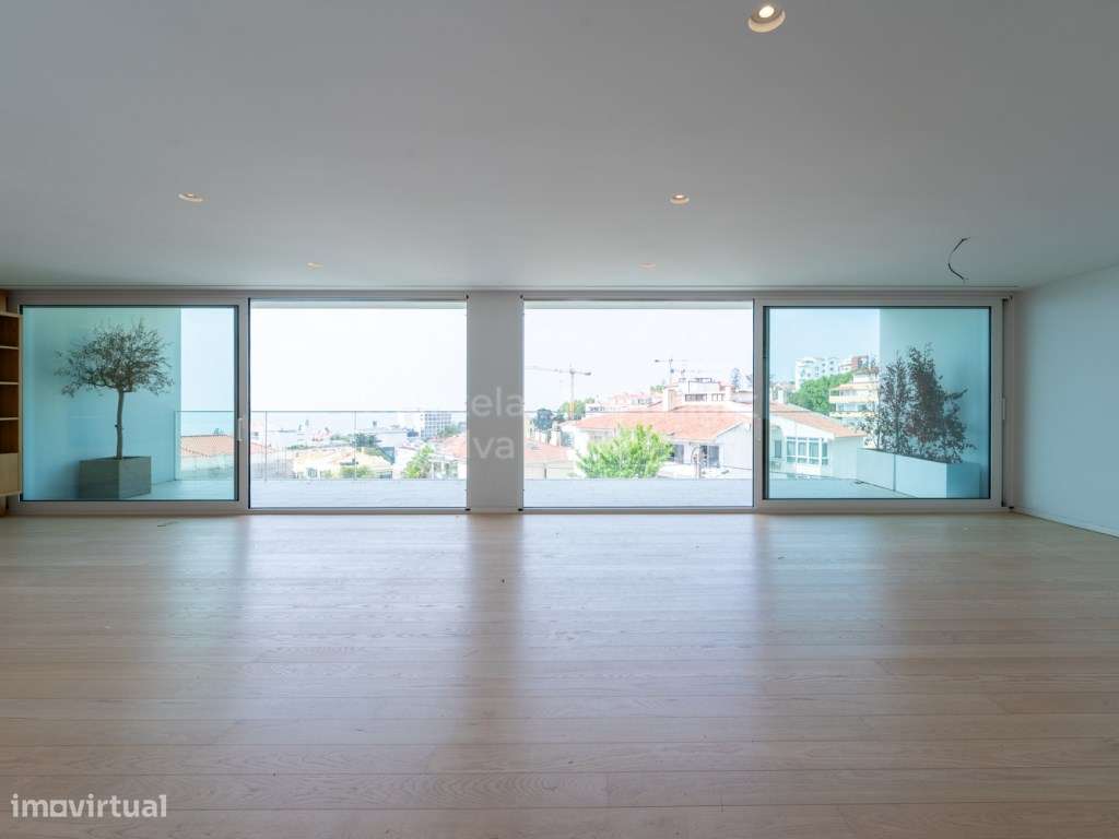 Apartamento T4 com vista mar em condomínio no Monte Estoril - Grande imagem: 4/37