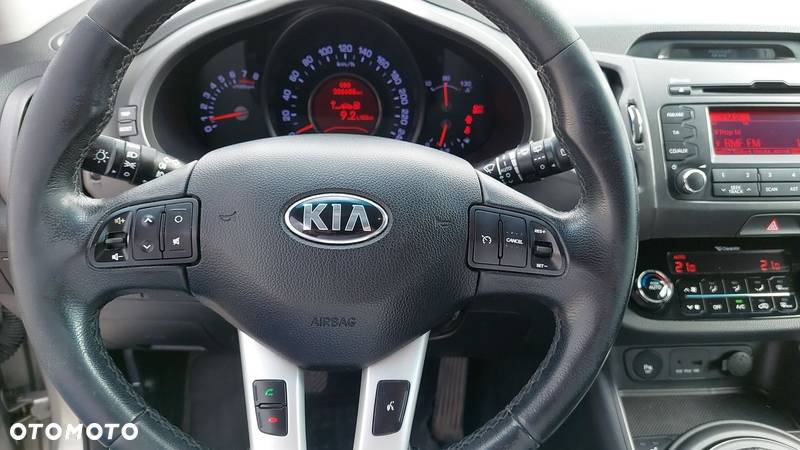 Kia Sportage 2.0 L - 20