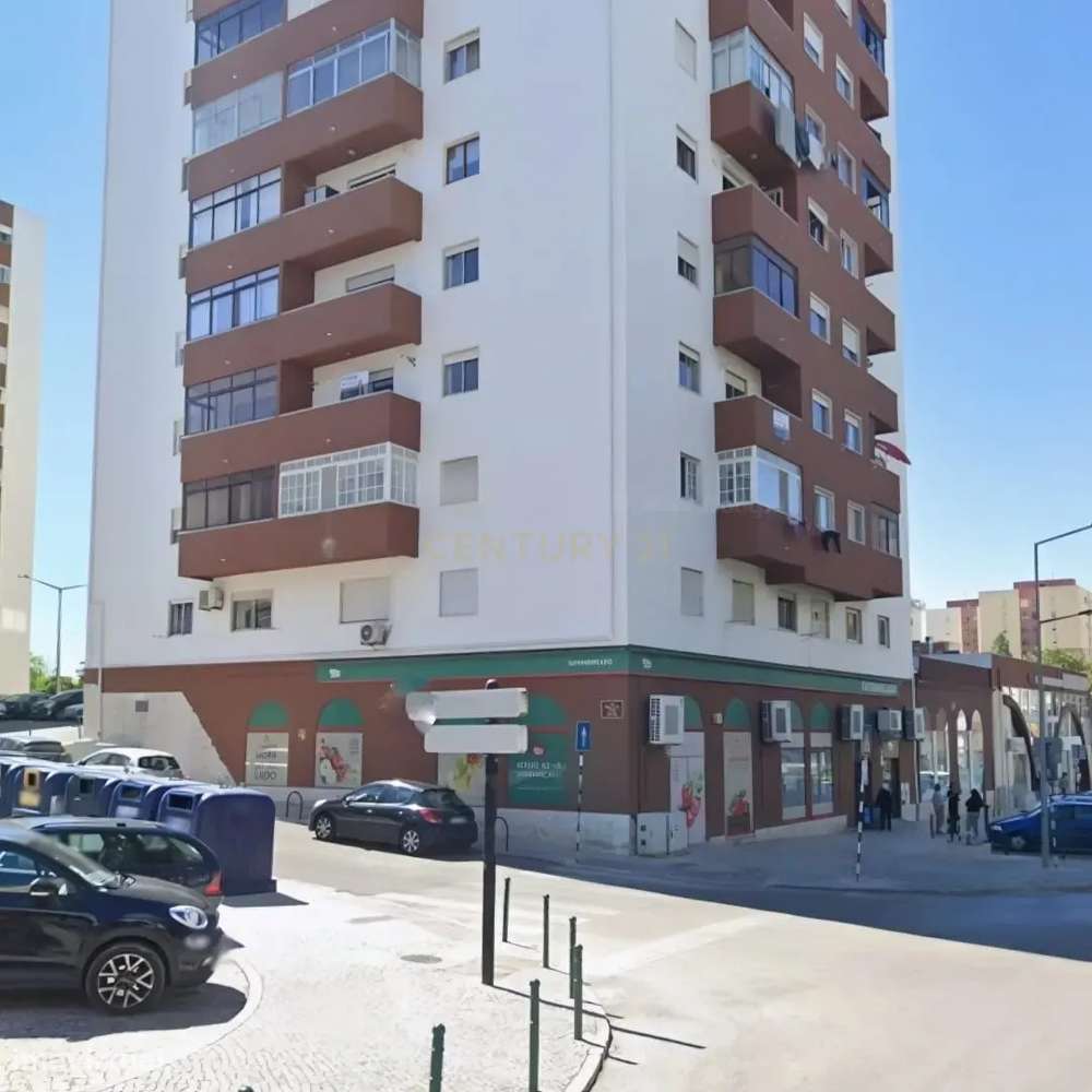 Espaço Comercial-Corroios-Excelente Oportunidade de Investimento-7