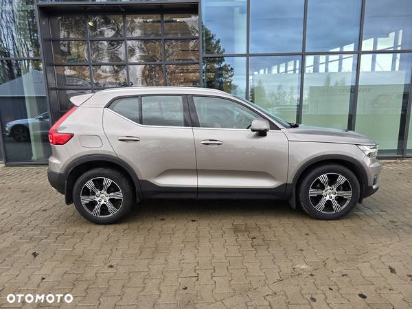 Volvo XC 40 - 2