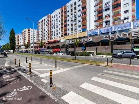 Loja - Centro comercial Massamá - Grande imagem: 5/6