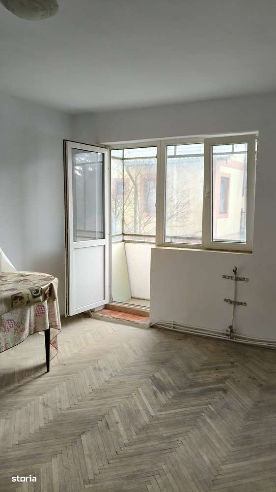 Apartament cu 2 (doua)camere de vanzare in Busteni-4