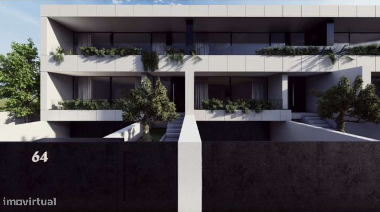 Terreno à venda em Guimarães - Candoso, São Santiago e Mascotelos - Grande imagem: 2/4