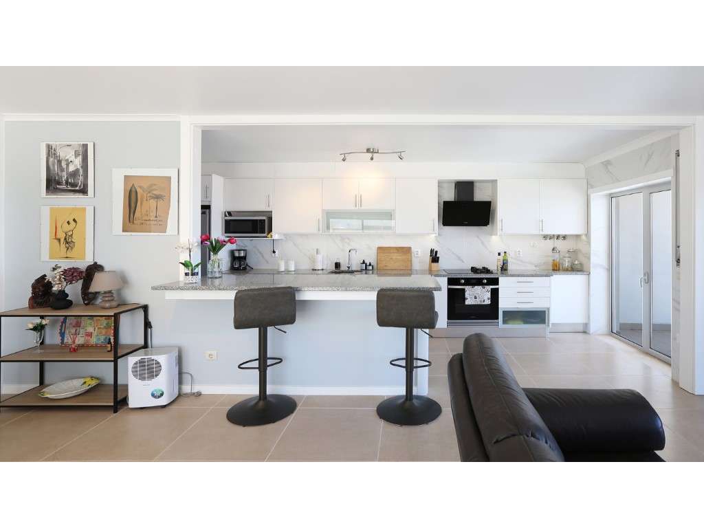 Apartamento T2 com Terraço Privado e Vista Mar | Sítio da Nazaré-13
