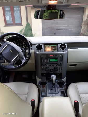 Land Rover Discovery IV 2.7D V6 SE - 2