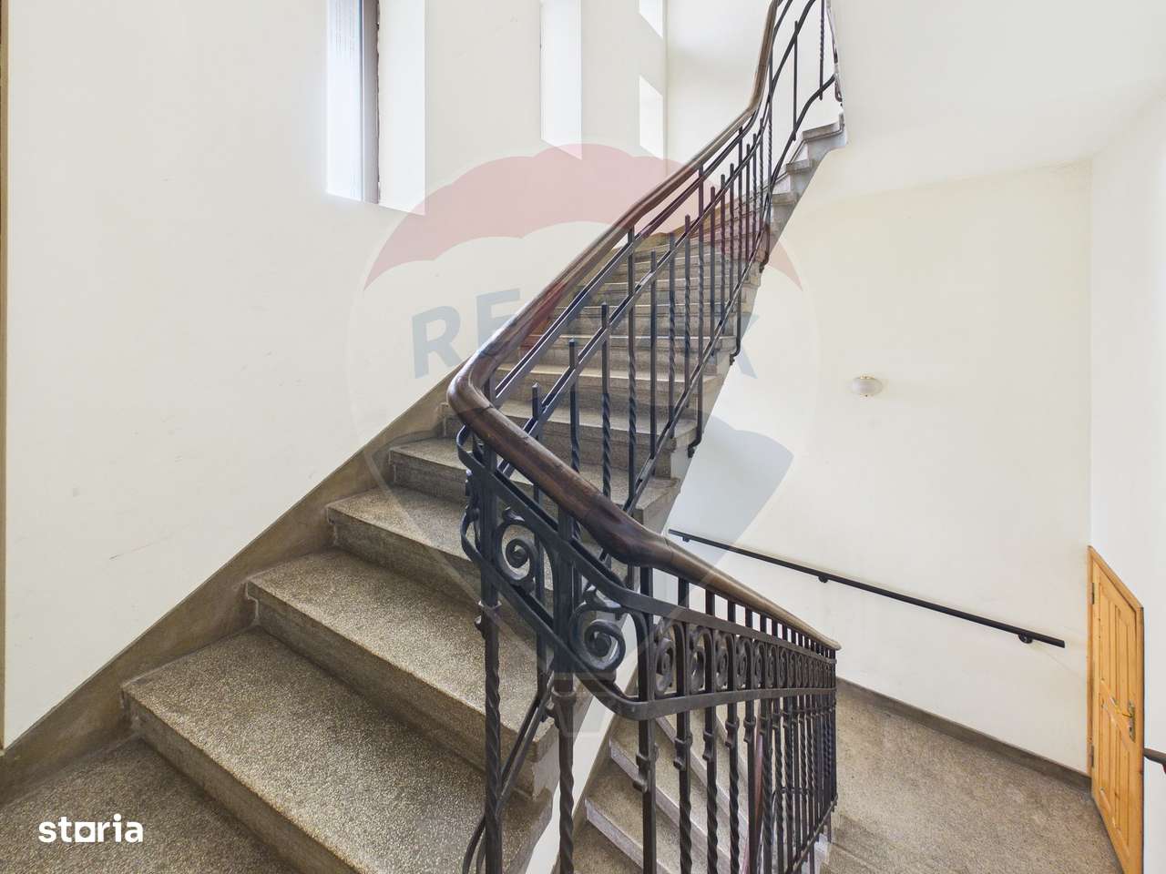 Apartament deosebit 2 camere Piața Romană | Clădire consolidata total-1