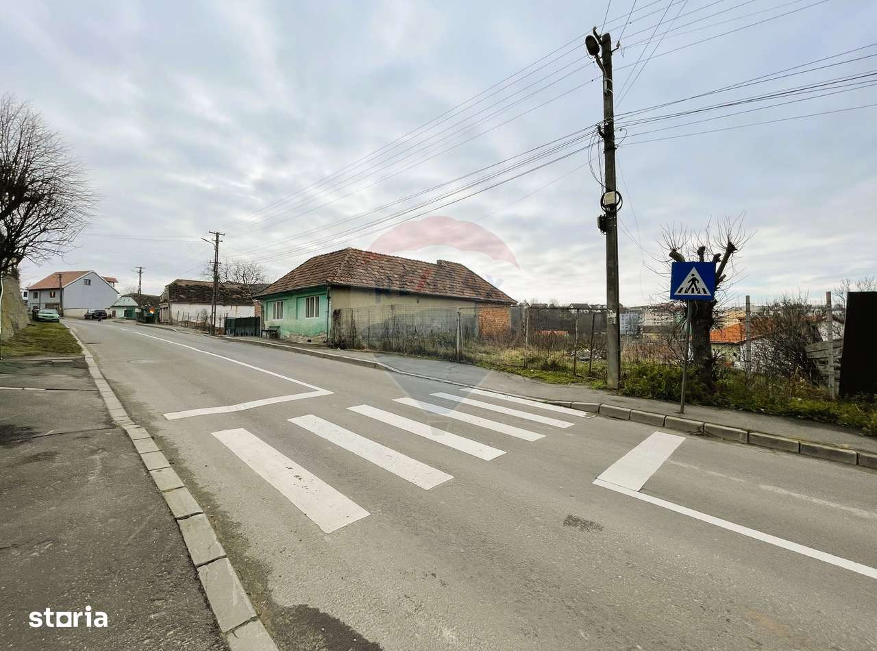 Teren intravilan de vânzare în Ocna Sibiului - Imagine principală: 2/7