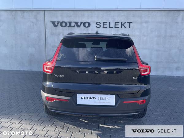 Volvo XC 40 - 11