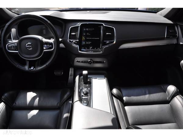 Volvo XC 90 - 12