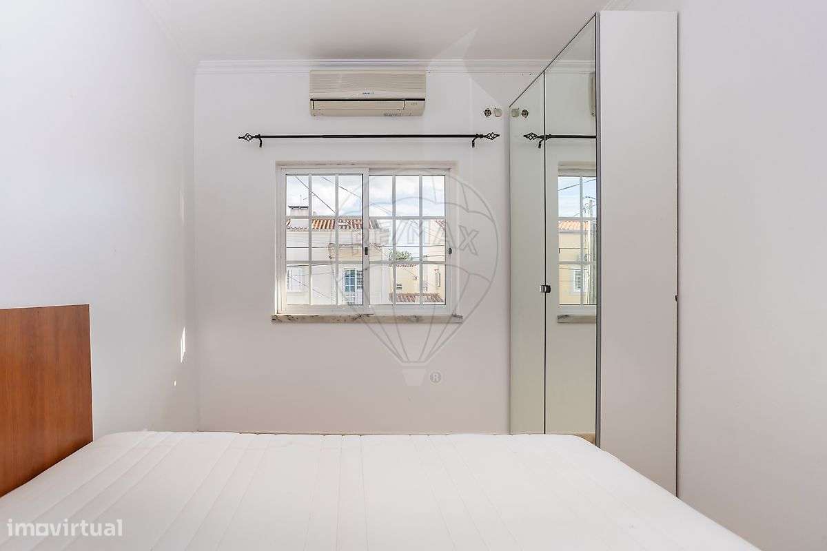 Moradia T3 com Quintal, Escritório e Churrasqueira – Quinta do Conde-35