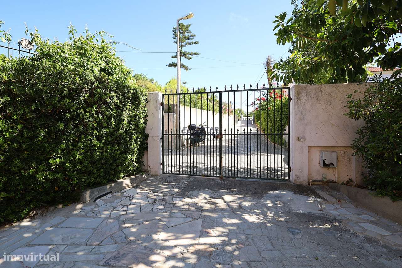 Apartamento T5 em Moradia – Jardim e Piscina Privativos – São Pedro do - Grande imagem: 4/51